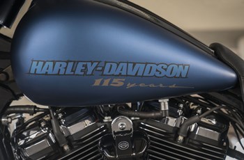 Harley-Davidson CVO Street Glide FLHXSE 2018 - Bild 8 Harley-Davidson CVO Street Glide FLHXSE 2018 - Bild 8