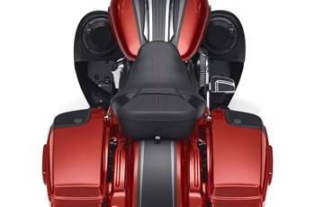 Harley-Davidson CVO Street Glide FLHXSE 2018 - Bild 14 Harley-Davidson CVO Street Glide FLHXSE 2018 - Bild 14