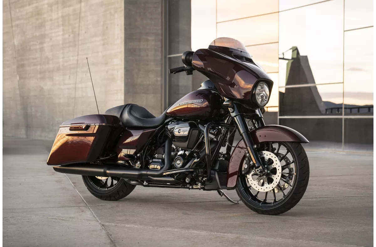 Harley-Davidson Touring Street Glide Special FLHXS Harley-Davidson Touring Street Glide Special FLHXS
