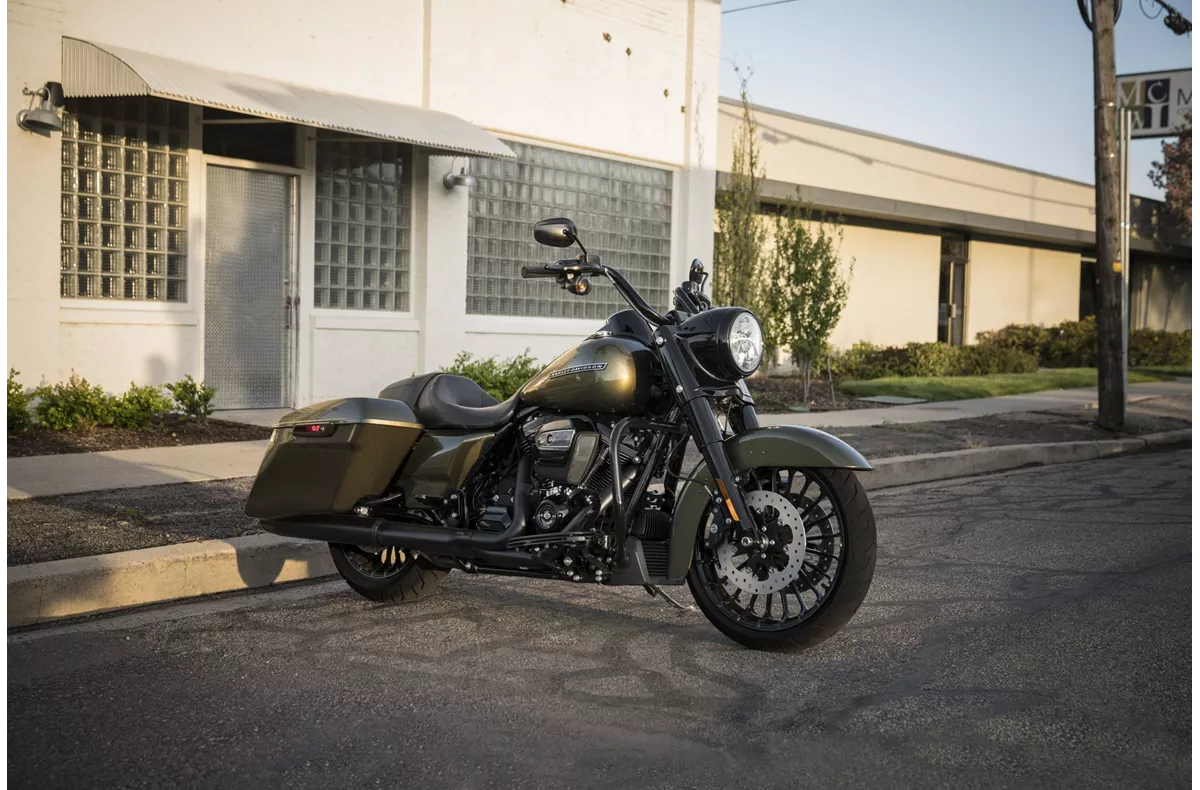 Harley-Davidson Touring Road King Special FLHRXS Harley-Davidson Touring Road King Special FLHRXS