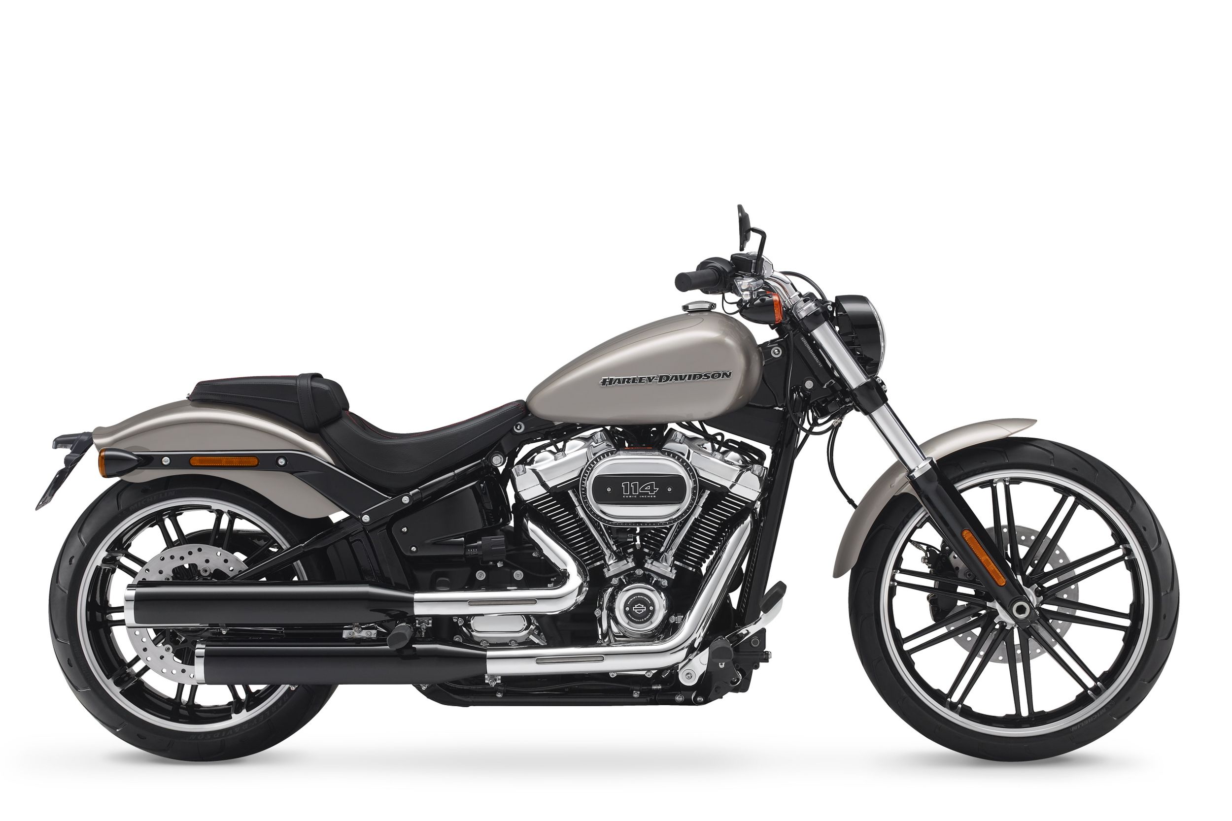 Motorrad Vergleich Harley Davidson Softail Breakout 114 Fxbrs 2021 Vs Harley Davidson Softail Breakout 114 Fxbrs 2018