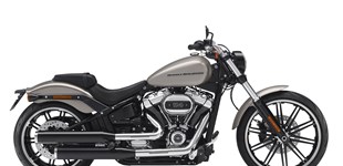 Harley-Davidson Softail Breakout 114 FXBRS 2018 vs Harley-Davidson Softail Street Bob FXBB 2018