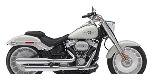 Harley-Davidson Softail Fat Bob 114 FXFBS 2023 vs Harley-Davidson Softail Fat Boy 114 FLFBS 2018