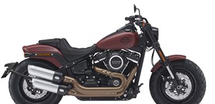 Harley-Davidson Softail Sport Glide FLSB 2019 vs Harley-Davidson Softail Fat Bob FXFB 2018