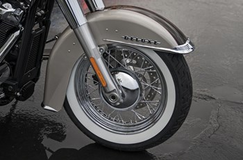 Harley-Davidson Softail Deluxe FLDE 2018 - Bild 6 Harley-Davidson Softail Deluxe FLDE 2018 - Bild 6