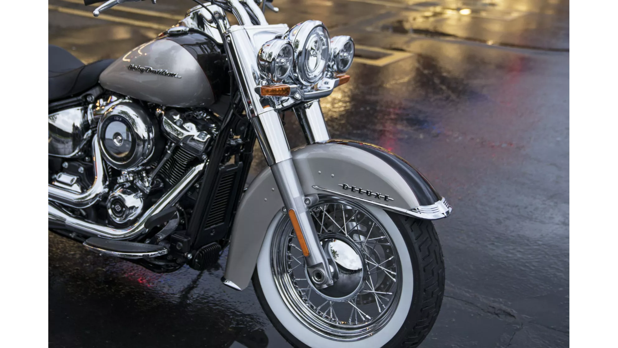 Harley-Davidson Softail Deluxe FLDE - Image 8 Harley-Davidson Softail Deluxe FLDE - Image 8