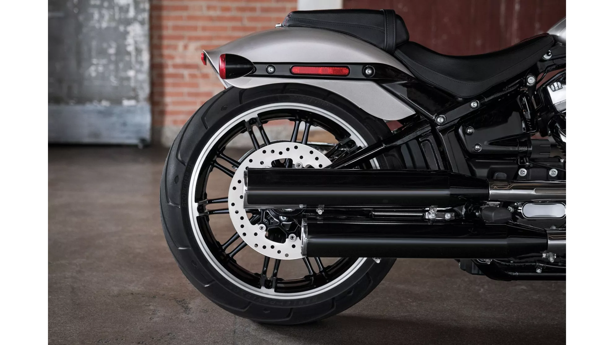 Harley-Davidson Softail Breakout FXBR - Image 5 Harley-Davidson Softail Breakout FXBR - Image 5