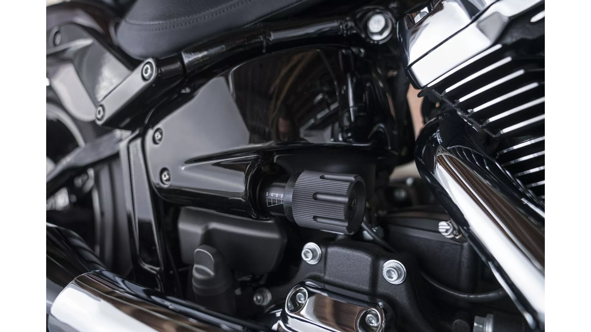 Harley-Davidson Softail Breakout FXBR - Image 11 Harley-Davidson Softail Breakout FXBR - Image 11