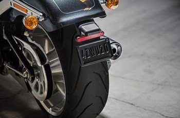 Harley-Davidson Softail Fat Boy FLFB 2018 - Bild 5 Harley-Davidson Softail Fat Boy FLFB 2018 - Bild 5