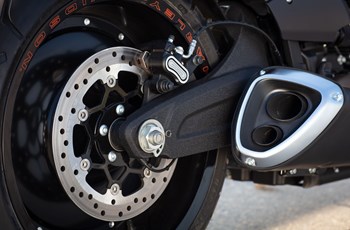 Harley-Davidson Softail FXDR 114 FXDRS 2018 - Bild 15 Harley-Davidson Softail FXDR 114 FXDRS 2018 - Bild 15