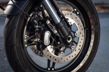 Harley-Davidson Softail FXDR 114 FXDRS 2018 - Bild 16 Harley-Davidson Softail FXDR 114 FXDRS 2018 - Bild 16