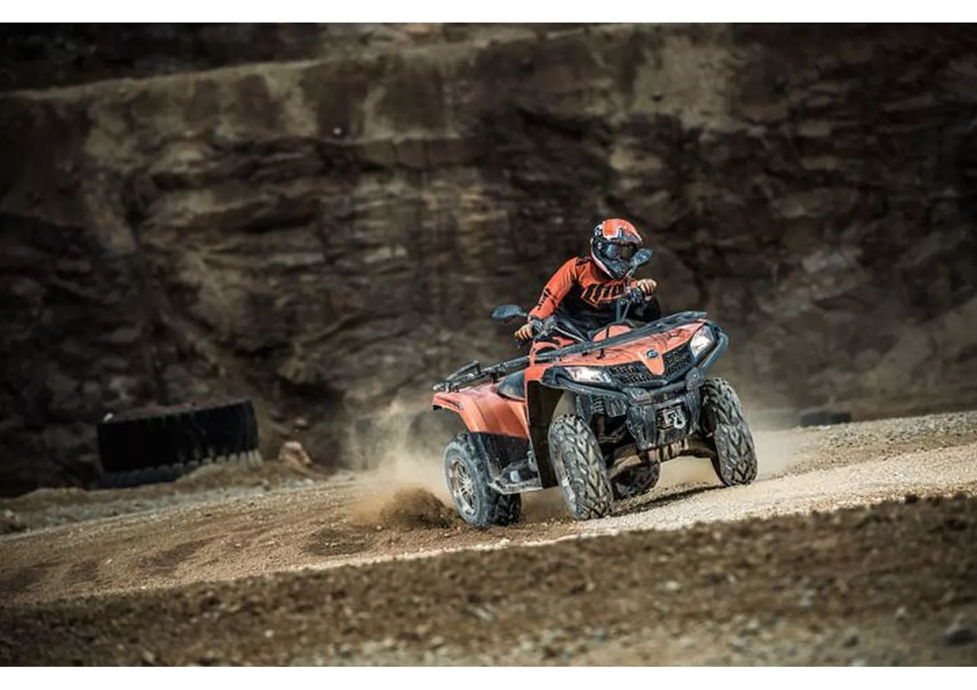CFMOTO CForce 450 EFI 4x4 L DLX 2018 CFMOTO CForce 450 EFI 4x4 L DLX 2018