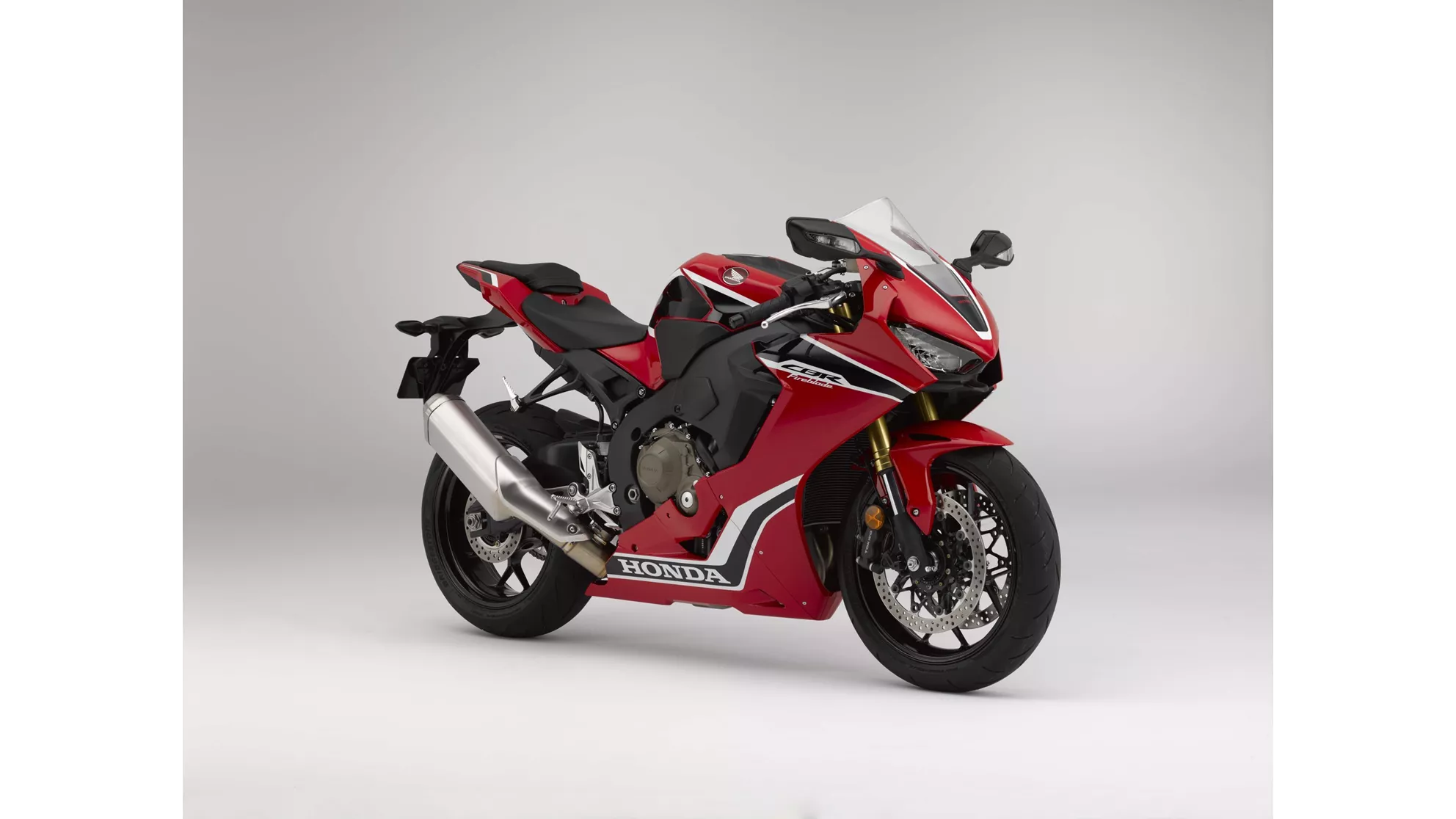 Honda CBR1000RR Fireblade - Image 2 Honda CBR1000RR Fireblade - Image 2