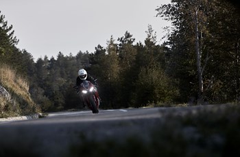 Honda CBR1000RR Fireblade 2018 - Bild 6 Honda CBR1000RR Fireblade 2018 - Bild 6