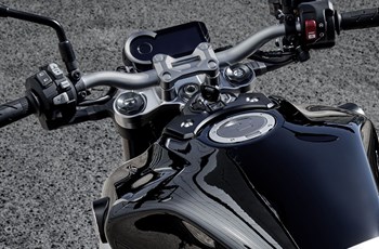Honda CB 1000 R 2018 - Bild 22 Honda CB 1000 R 2018 - Bild 22