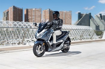Honda Forza 300 2018 - Bild 3 Honda Forza 300 2018 - Bild 3