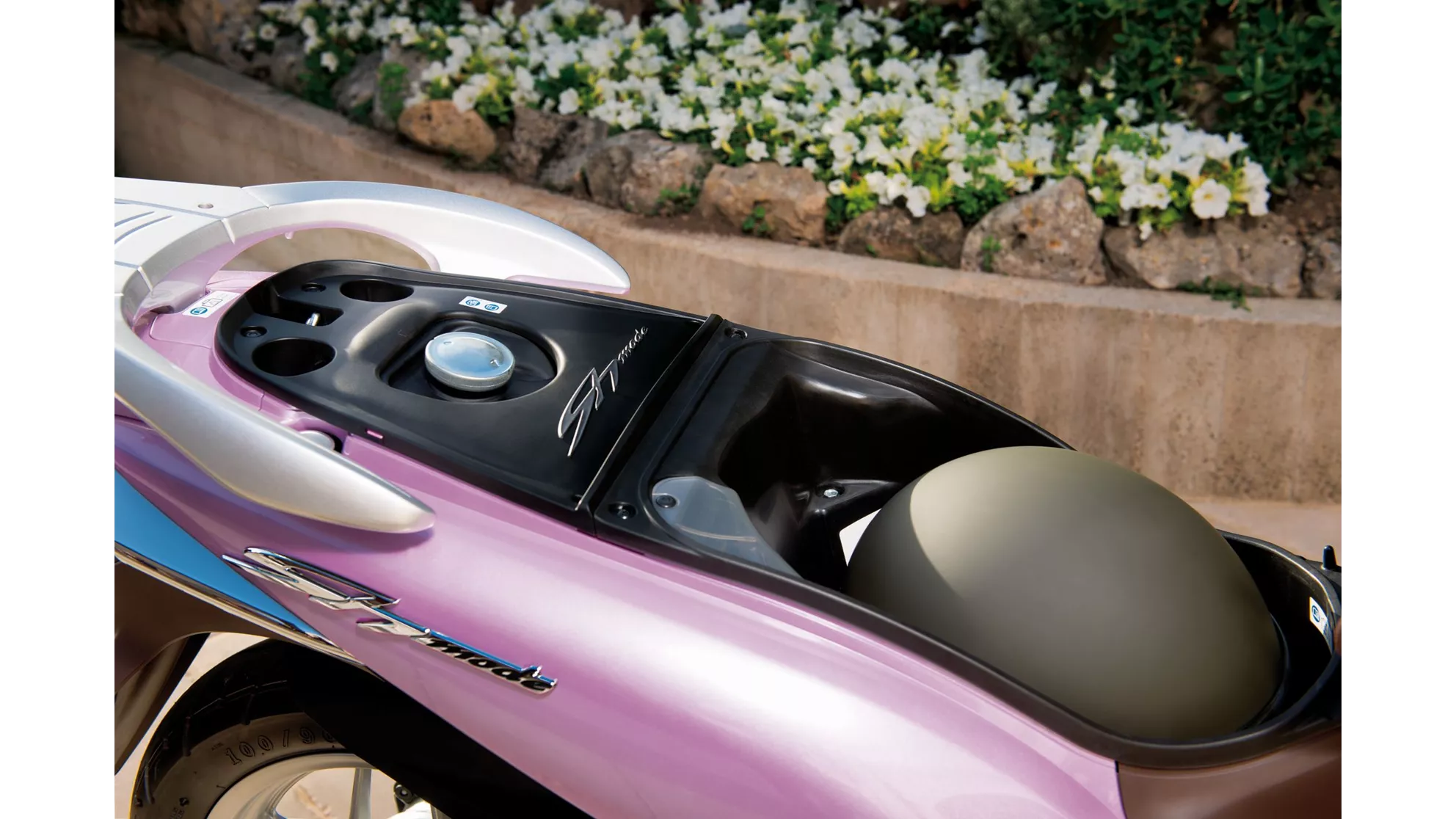 Honda SH Mode 125 - Image 15 Honda SH Mode 125 - Image 15