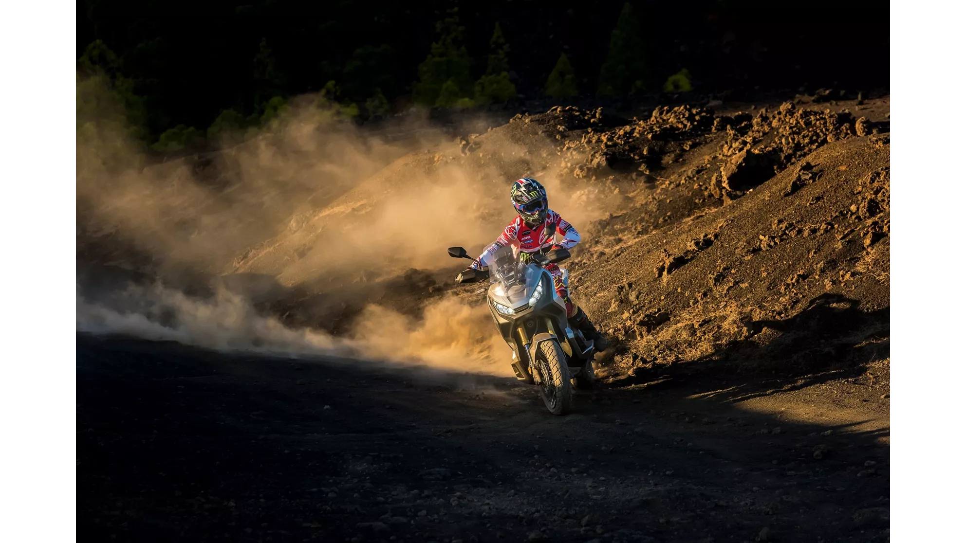 Honda X-ADV - Image 24 Honda X-ADV - Image 24