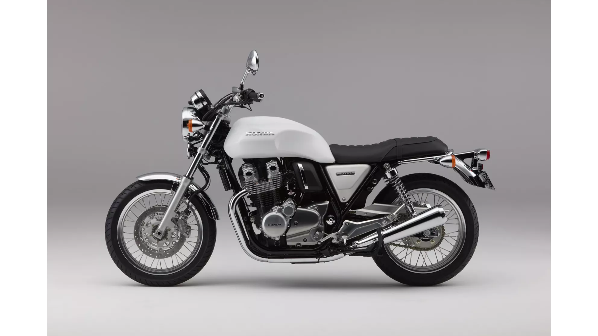 Honda CB1100 EX - Image 4 Honda CB1100 EX - Image 4