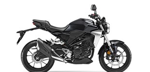 Suzuki GS 500 2005 vs Honda CB300R 2018