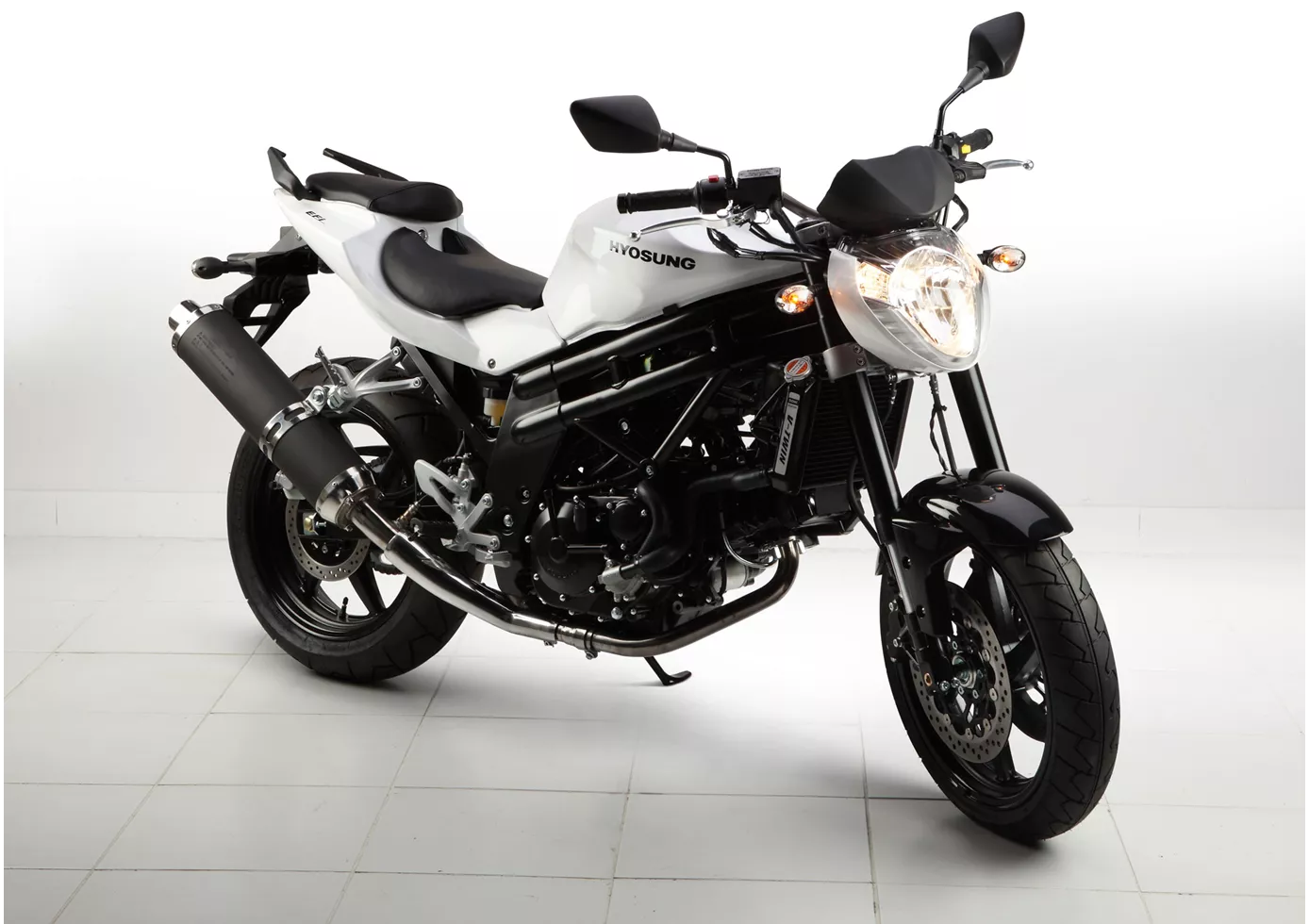 Hyosung GT 650i Naked 2018 Hyosung GT 650i Naked 2018