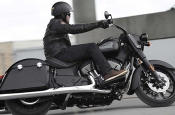 Indian Springfield Dark Horse 2018 - Bild 2