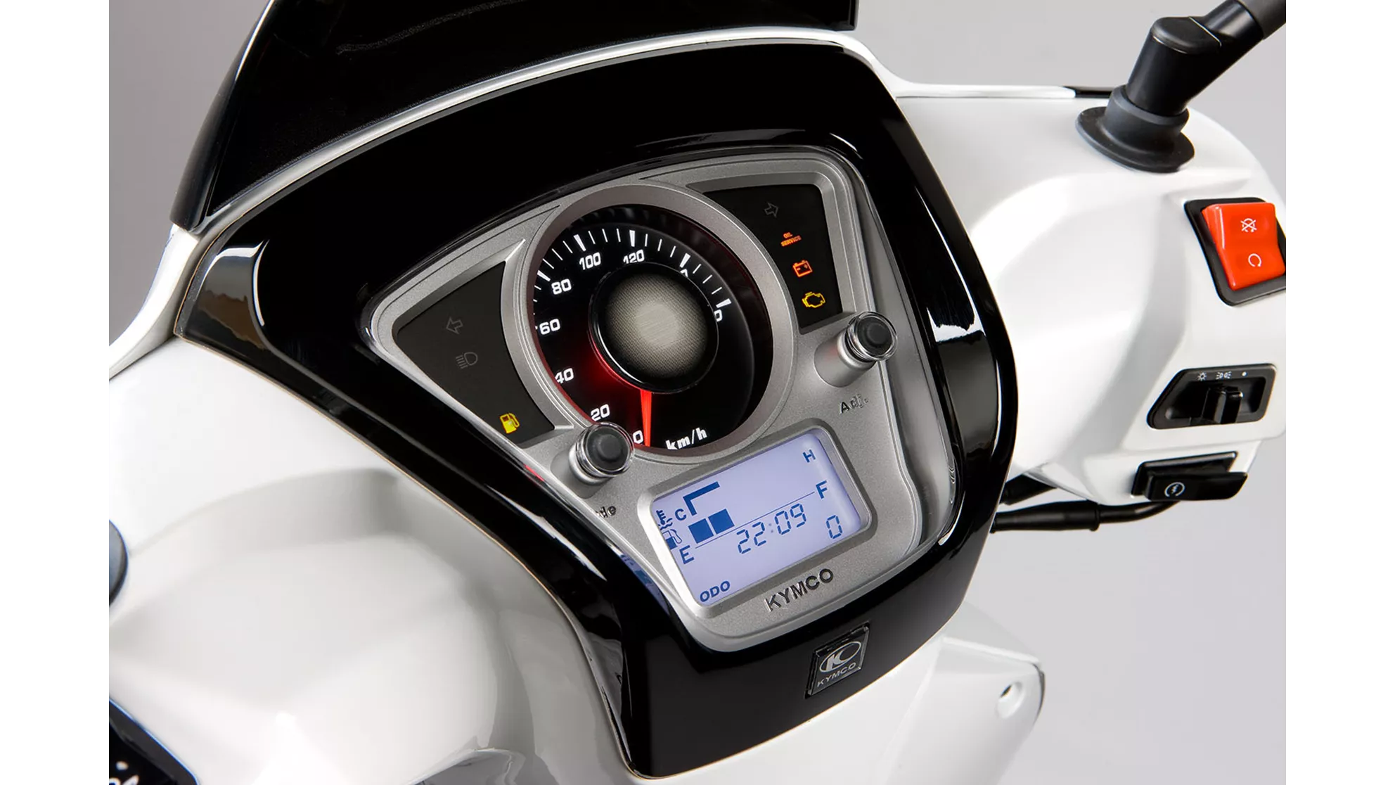 Kymco People GT 125i - Image 7 Kymco People GT 125i - Image 7