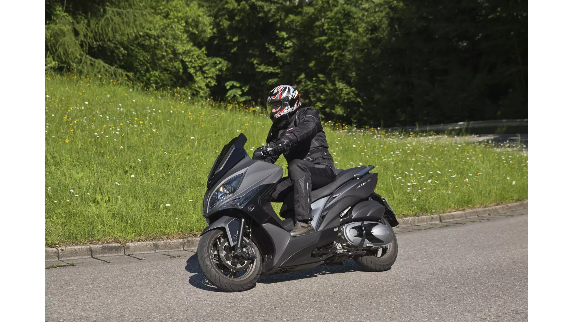 Kymco Xciting 400i ABS - Image 17 Kymco Xciting 400i ABS - Image 17