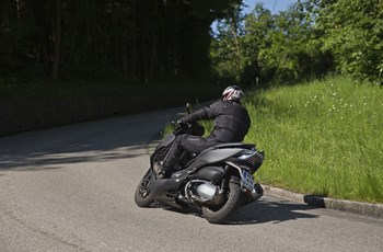 Kymco Xciting 400i ABS 2018 - Bild 26 Kymco Xciting 400i ABS 2018 - Bild 26