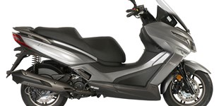 Honda Forza 125 2016 vs Kymco X-Town 300 ABS 2018