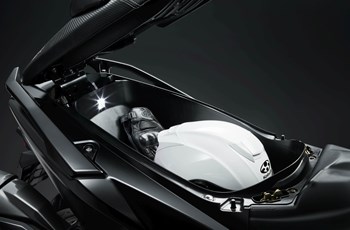 Kymco AK 550i ABS 2018 - Bild 40 Kymco AK 550i ABS 2018 - Bild 40