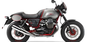 Moto Guzzi V7 II Racer 2018 vs Moto Guzzi V7 Stone Centenario 2021