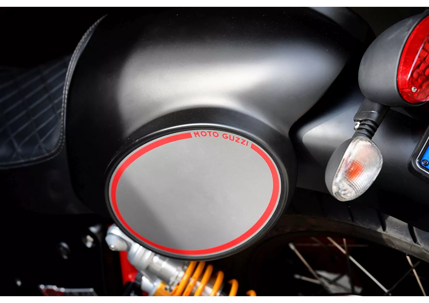 Moto Guzzi V7 III Racer 2018 Moto Guzzi V7 III Racer 2018
