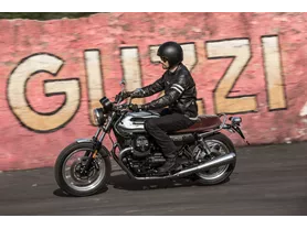 Moto Guzzi V7 III Anniversario