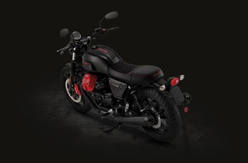 Moto Guzzi V7 III Carbon 2018 - Bild 4 Moto Guzzi V7 III Carbon 2018 - Bild 4