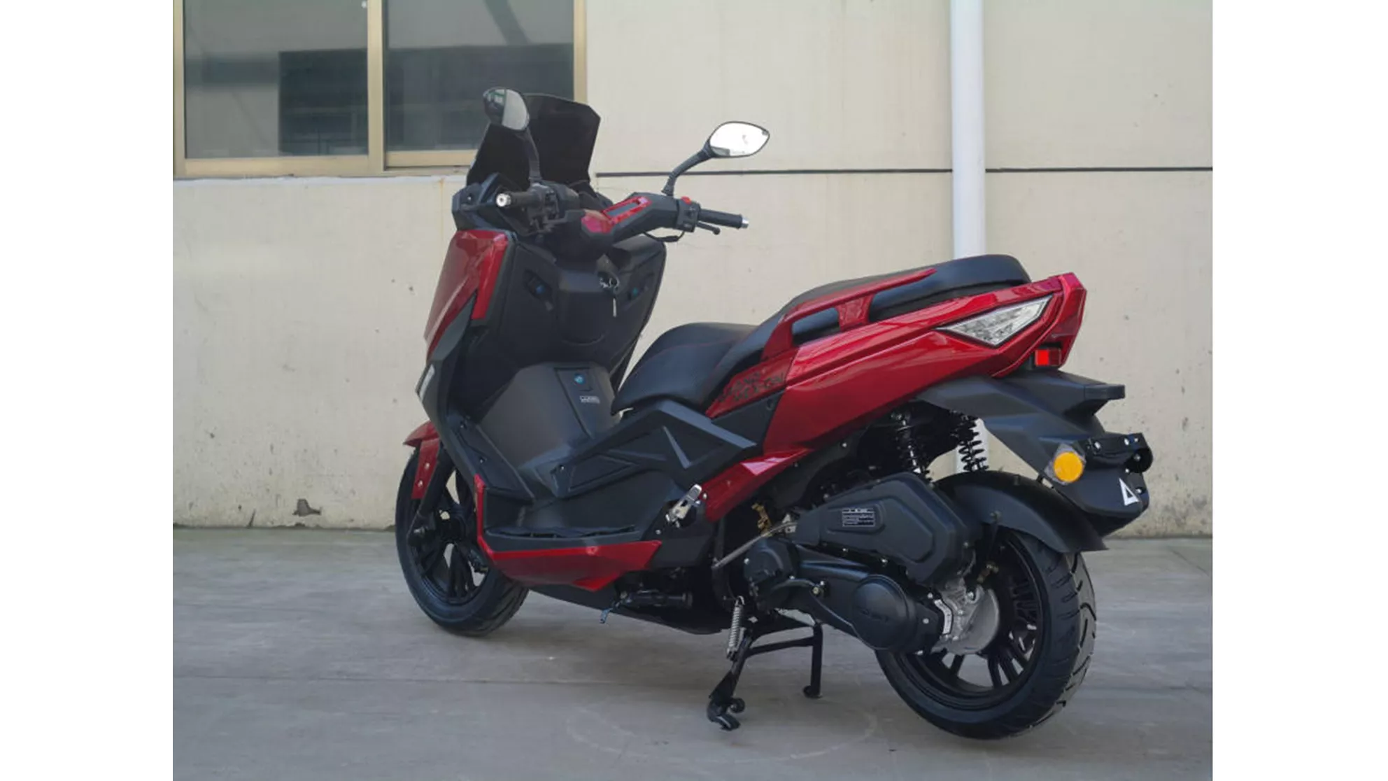 Motowell Grand Mexon - Image 6 Motowell Grand Mexon - Image 6