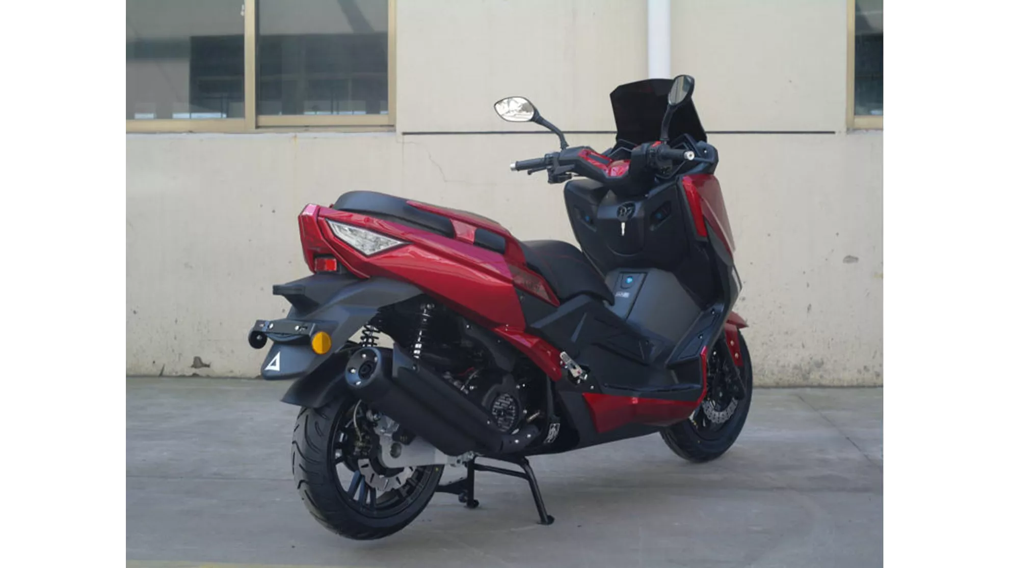 Motowell Grand Mexon - Image 7 Motowell Grand Mexon - Image 7