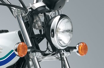 Suzuki VanVan 125 2018 - Immagine 11