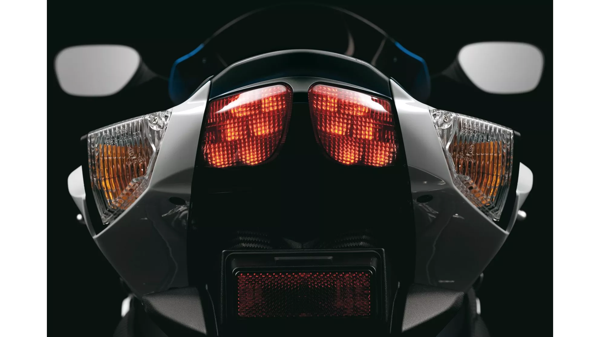 Suzuki GSX-R 750 - Image 4 Suzuki GSX-R 750 - Image 4