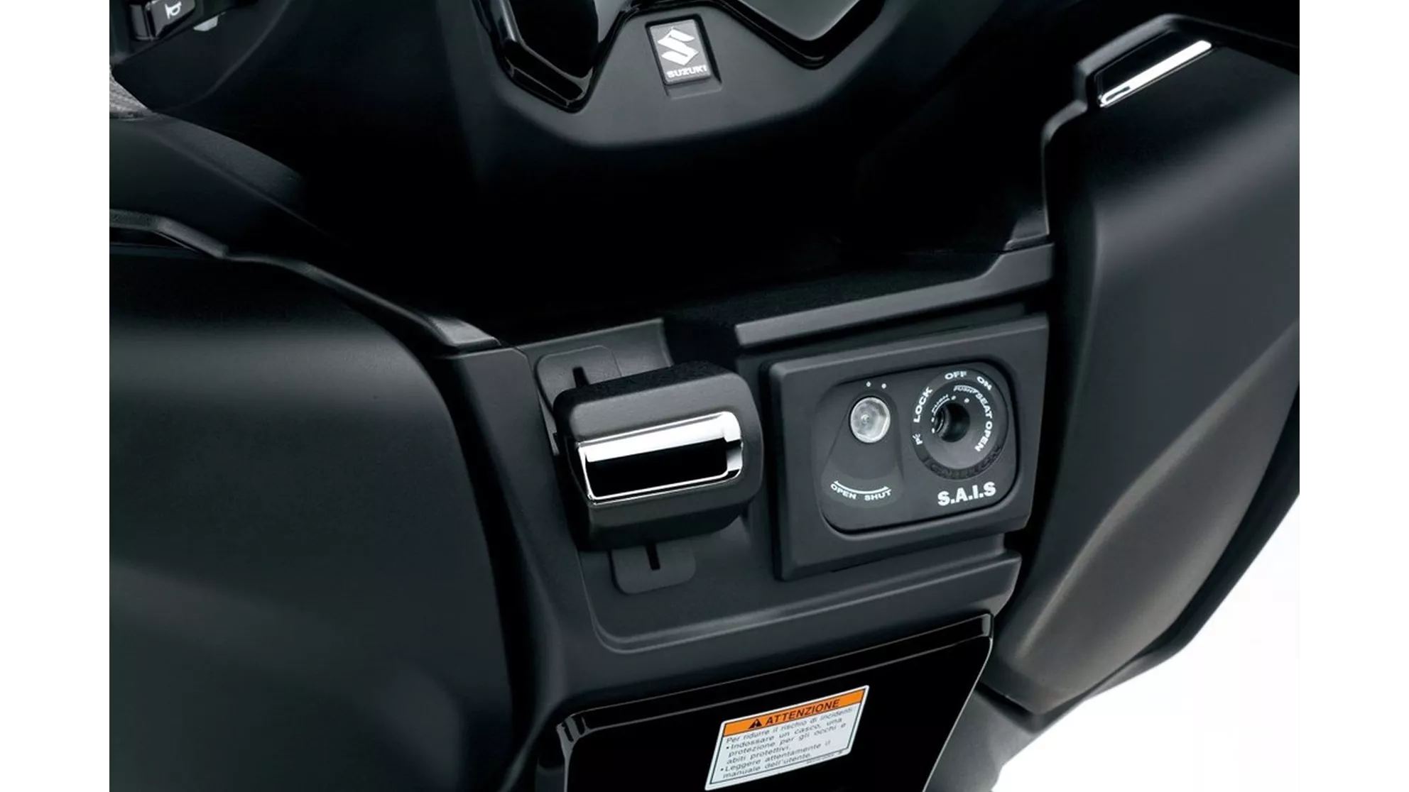 Suzuki Burgman 400 - Image 9 Suzuki Burgman 400 - Image 9