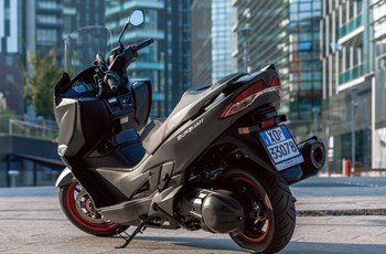 Suzuki Burgman 400 2018 - Bild 41 Suzuki Burgman 400 2018 - Bild 41
