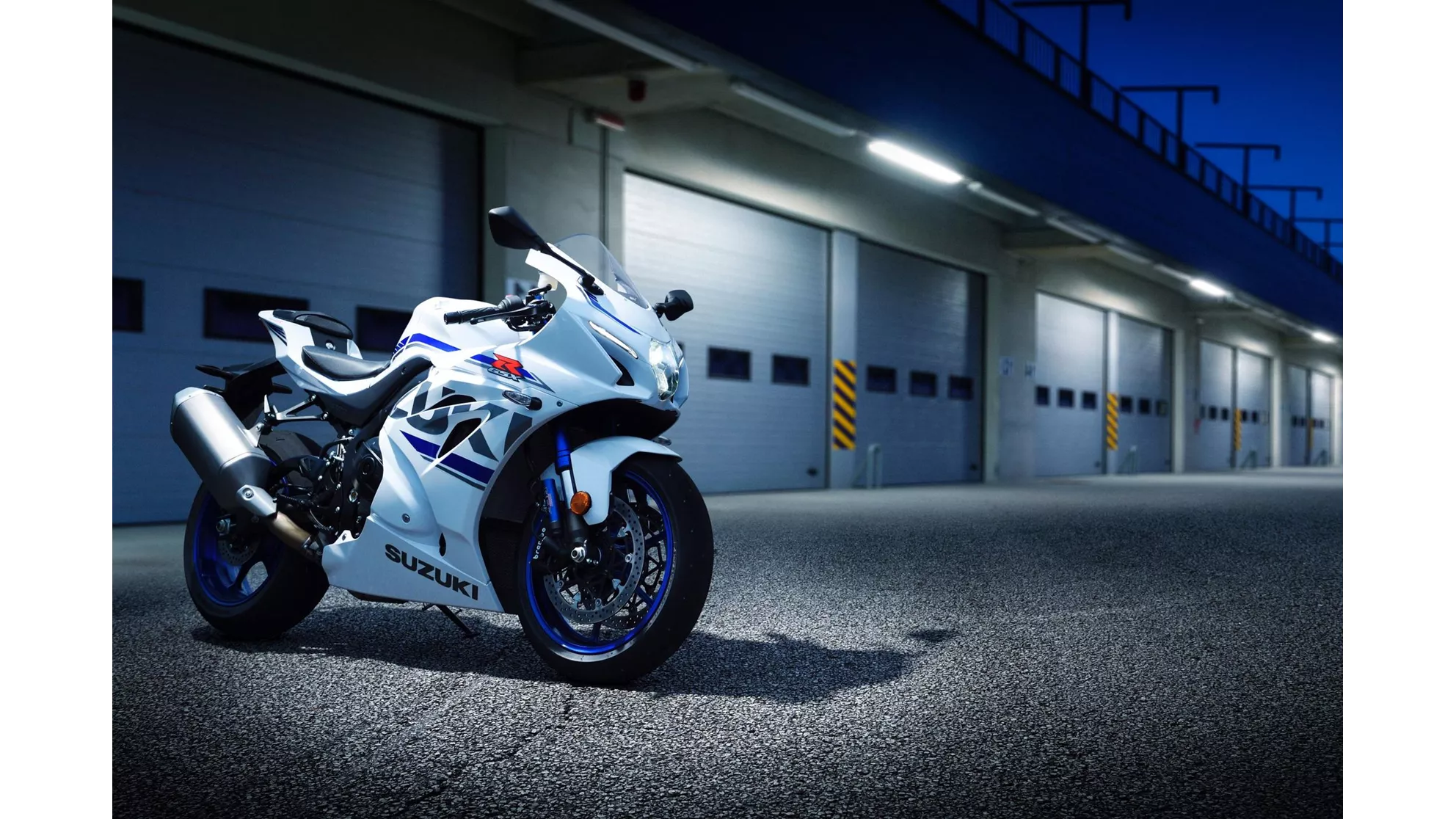 Suzuki GSX-R 1000 R - Image 5 Suzuki GSX-R 1000 R - Image 5