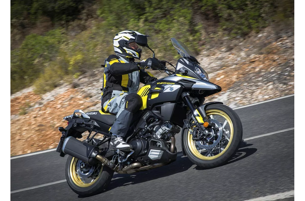 Suzuki V-Strom 1000 XT Suzuki V-Strom 1000 XT