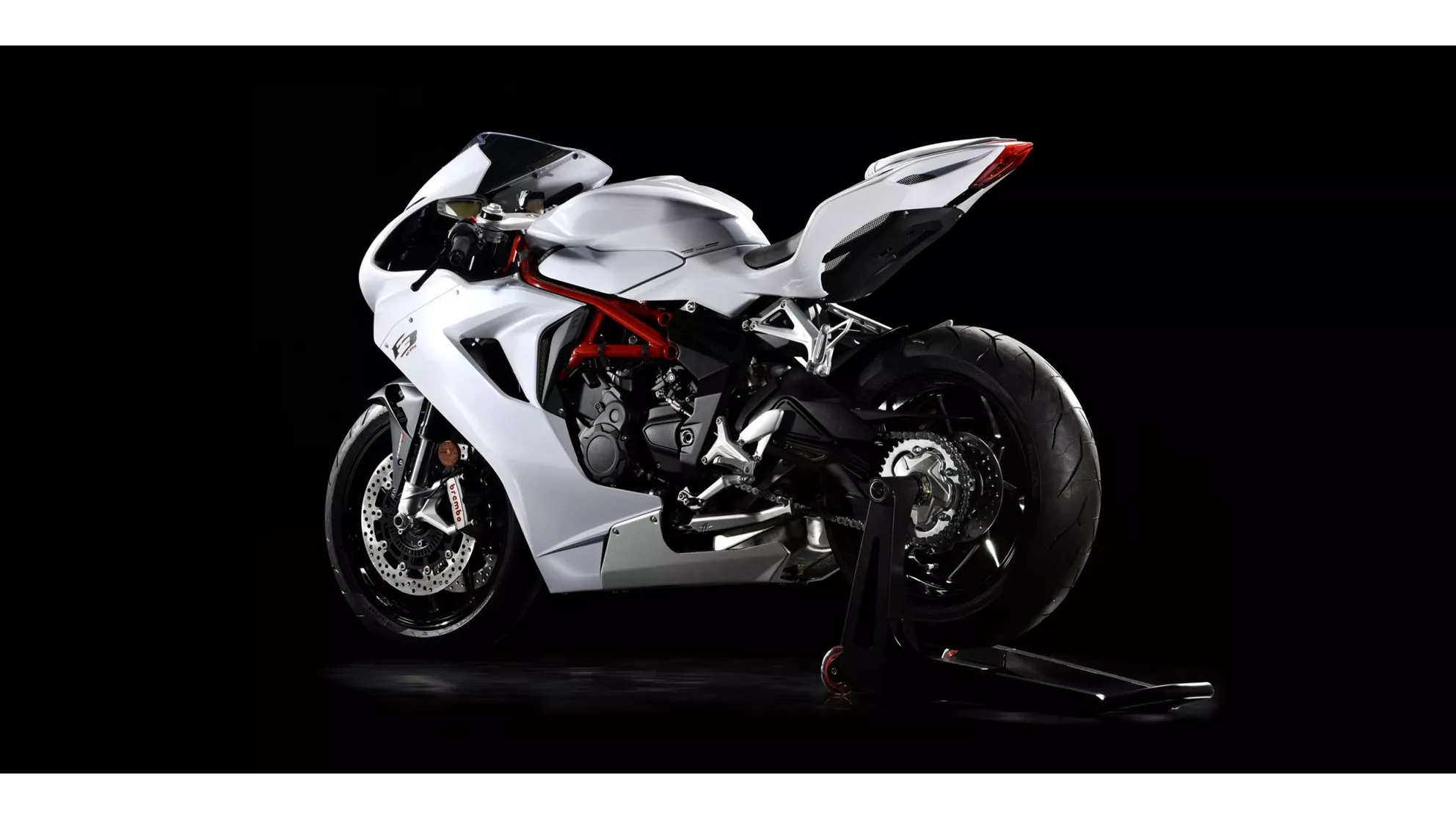 MV Agusta F3 675 - Image 2 MV Agusta F3 675 - Image 2