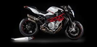 CFMOTO 650 GT 2021 vs MV Agusta Brutale 1090 2018