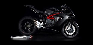 MV Agusta F3 800 RC 2018 vs MV Agusta F3 800 2018