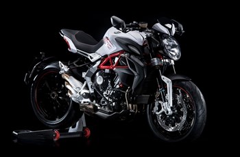 MV Agusta Dragster 800 2018 - Bild 2 MV Agusta Dragster 800 2018 - Bild 2