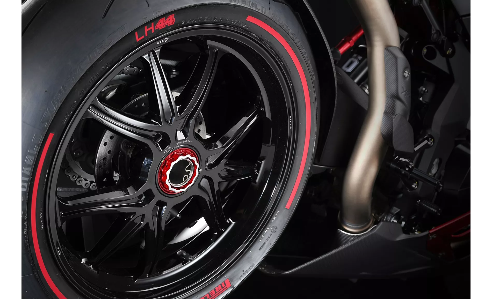 MV Agusta F4 LH44 2018 MV Agusta F4 LH44 2018