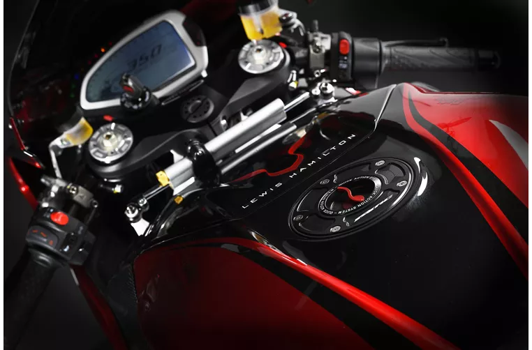 MV Agusta F4 LH44 2018 MV Agusta F4 LH44 2018