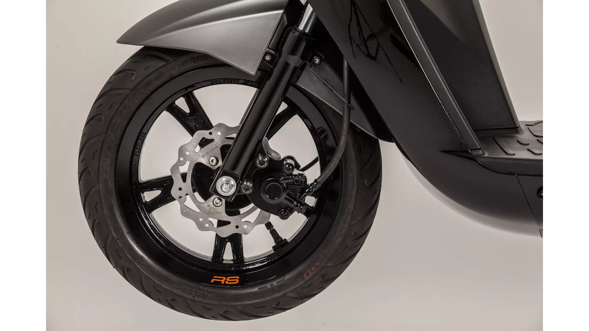 Peugeot Kisbee 50 RS 4T - Image 8 Peugeot Kisbee 50 RS 4T - Image 8